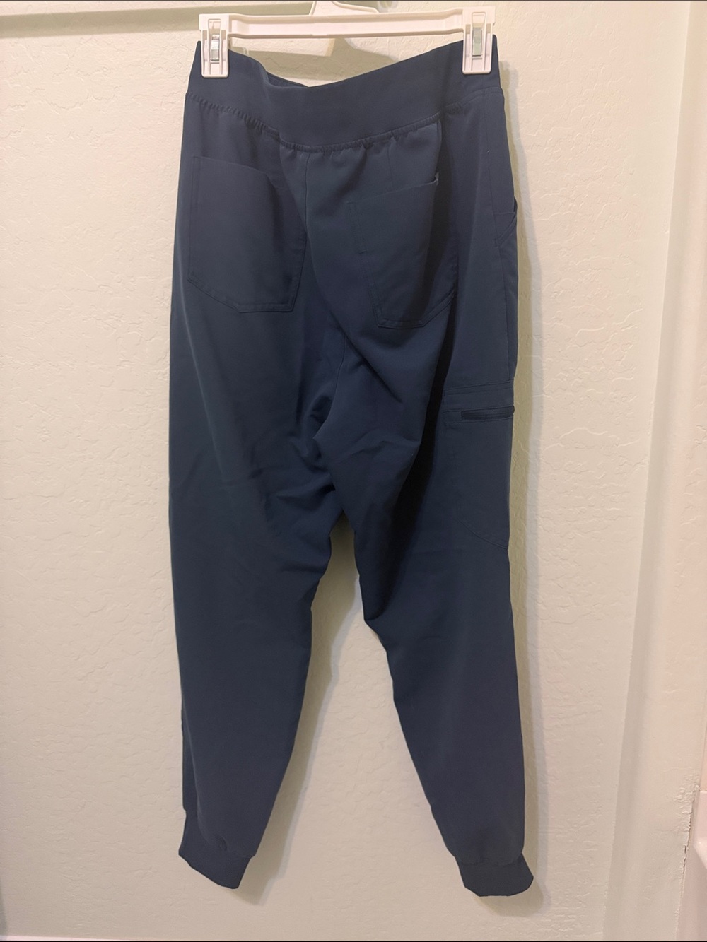 Figs - Zamora High-Rise Jogger Scrub Pant - Picture 7 of 9